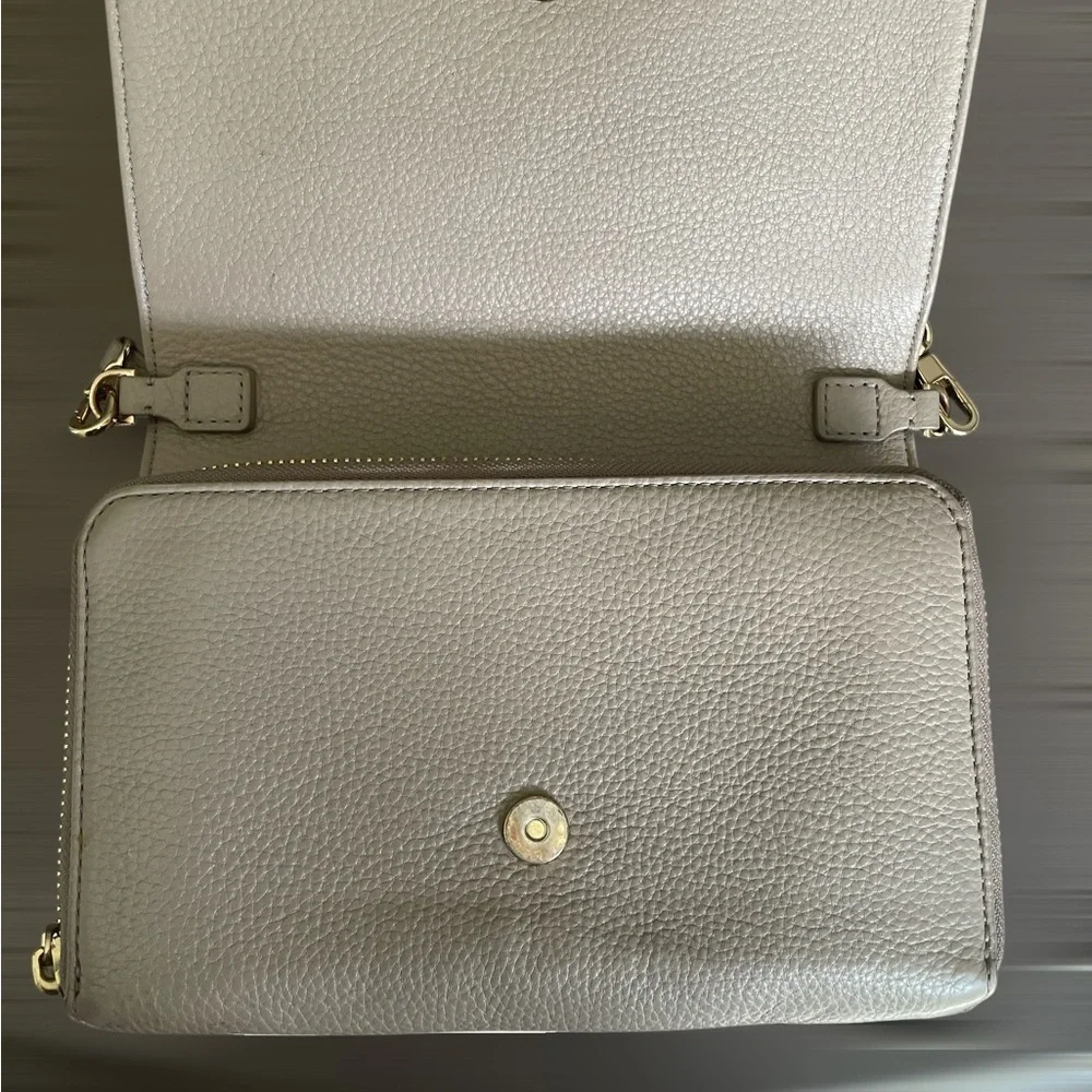 Tory Burch Bombe Flat Wallet Crossbody Bag